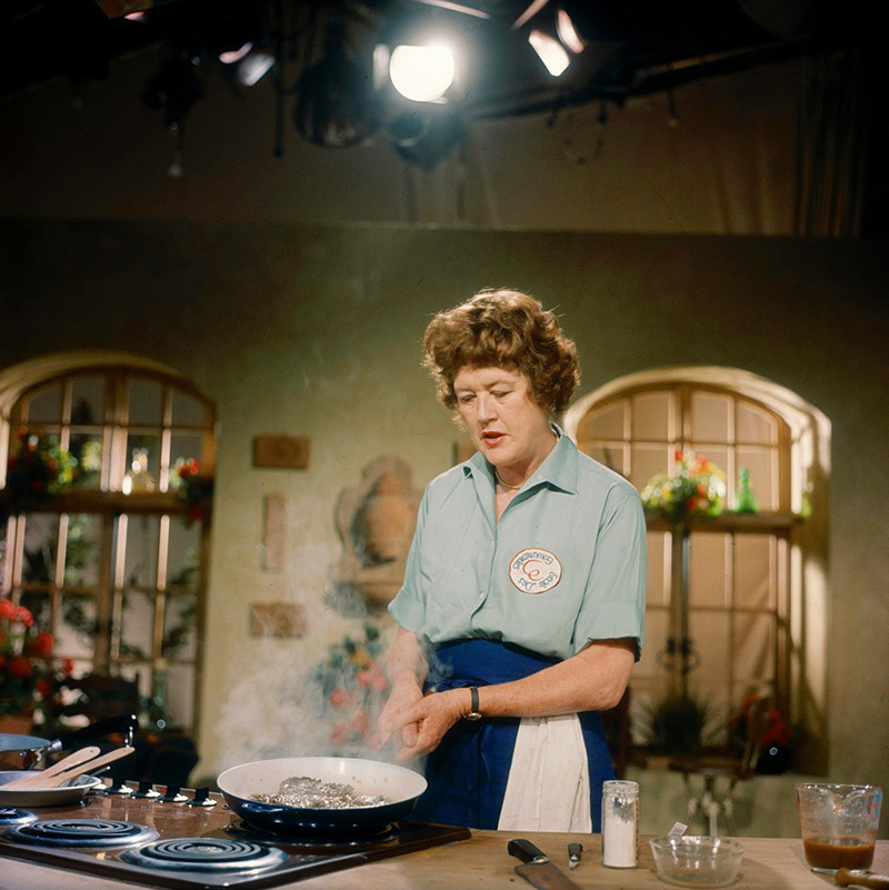 Julia Child và nghệ thuật tư duy nguyên bản